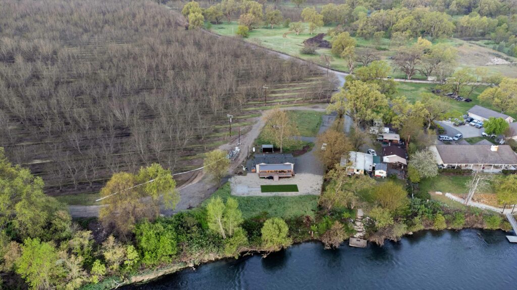 Lower Sacramento Riverfront waterfront home for sale near redding, ca